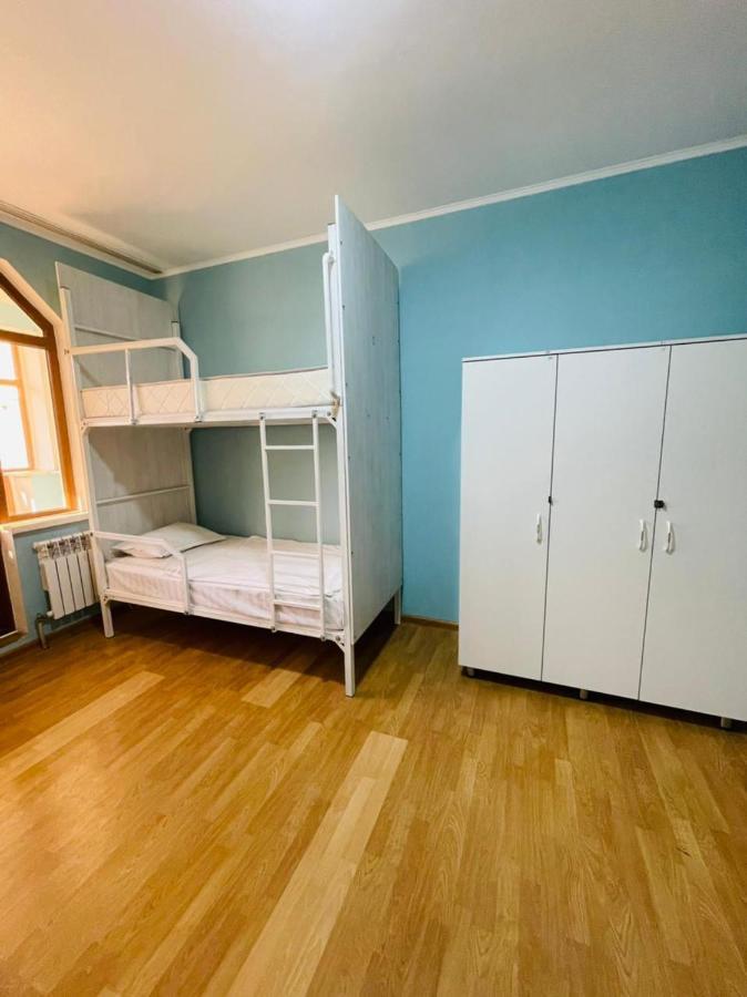 Hostel Arbat Shymkent Esterno foto